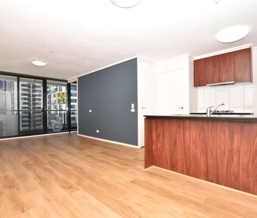2107/668 Bourke Street - Photo 2