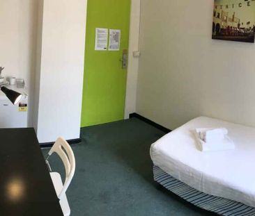 Room 21 (Non Ensuite) - Photo 4