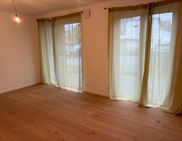 2-Zi.-Wohnung mit Tereasse, attraktiv und ruhig gelegen im Neubau - Foto 1