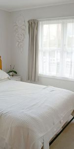 Northcote Gem - Central and Spacious - Photo 3