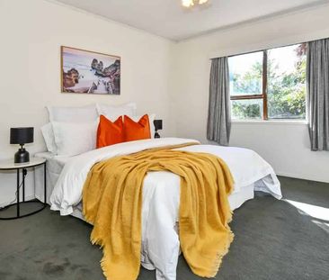 MIDDLEMORE-'Ready to move in' - Photo 3