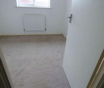 Cloverfields, Gillingham, SP8 - Photo 4