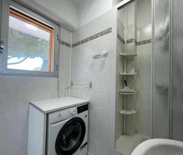 Location Appartement 1 pièce 20m² LE LAVANDOU 83980 - Photo 5