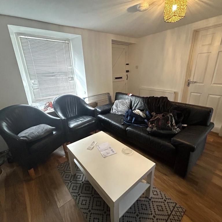 3 bedroom house to rent - Photo 1