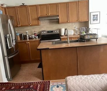 For Lease - 3480 Fountain Park Avenue, Mississauga, Ontario - Photo 2