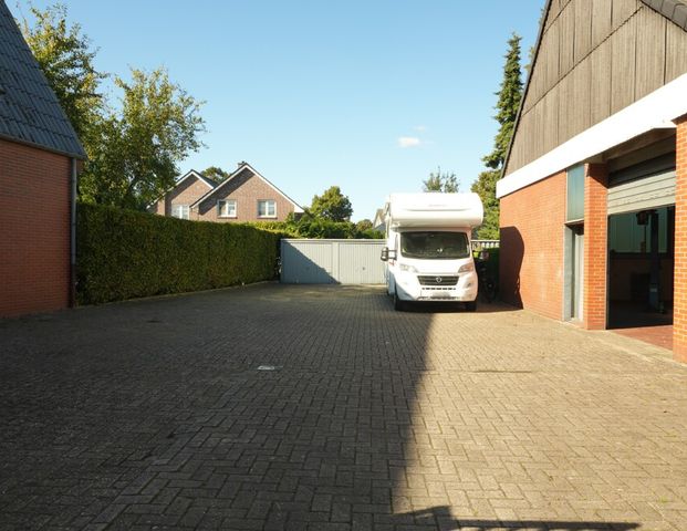 Großzügiges Einfamilienhaus mit Lagerhalle in zentraler Lage von Werlte - Foto 1