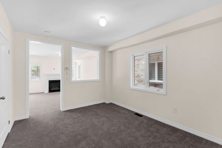 For Lease - 17 Jeanne Pynn Avenue, Georgina, Ontario - Photo 2