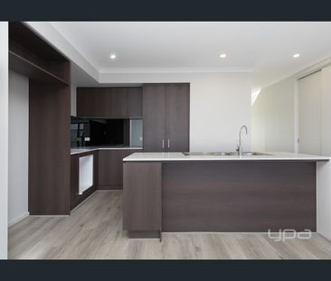 Modern Townhouse - Photo 1