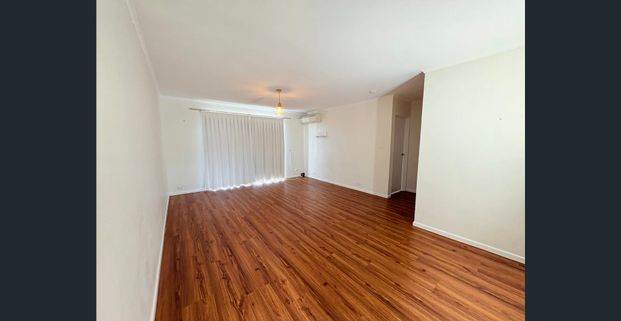 Top-Floor Unit in Prime Coorparoo Location - Photo 1