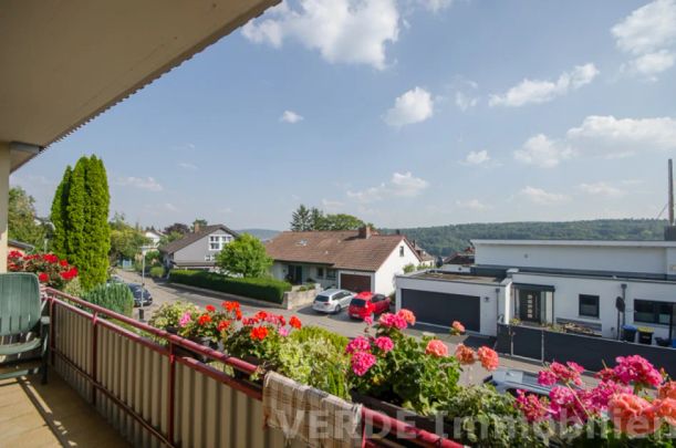 Gepflegte Wohnung mit Balkon in ruhiger Stadtrandlage in Eutingen - Foto 1