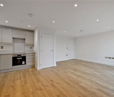 3 bedroom apartment to rent - Photo 4