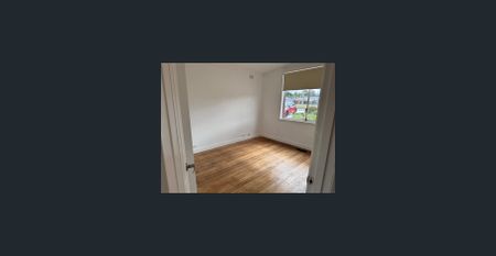 $550 PW - Available now - 5 Bedrooms - 1000 sum. block - Photo 2