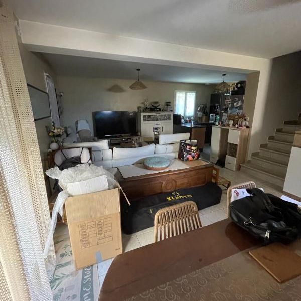 Location Maison 4 pièces 83m² AVIGNON 84000 - Photo 1