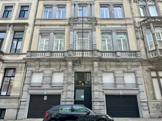 Appartement te huur - Photo 1