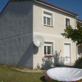 Location - Maison - 5 pièces - 95.00 m² - saint Etienne De Tulmont - Photo 1