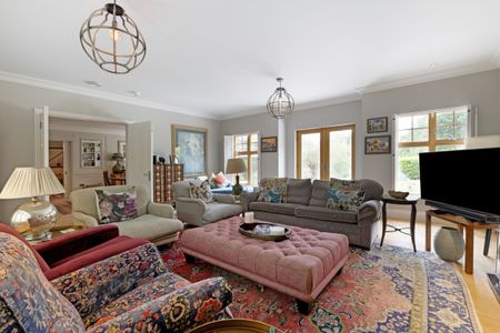 6 bedroom detached house to rent - Photo 3