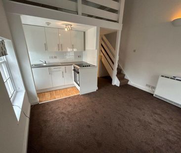 Studio to rent - Photo 2