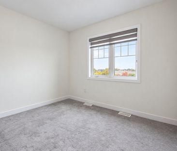For Lease - 38 Lilac Circle, Haldimand, Ontario - Photo 3