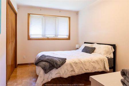 For Lease - 760 WALLACE, Windsor, Ontario - Photo 5