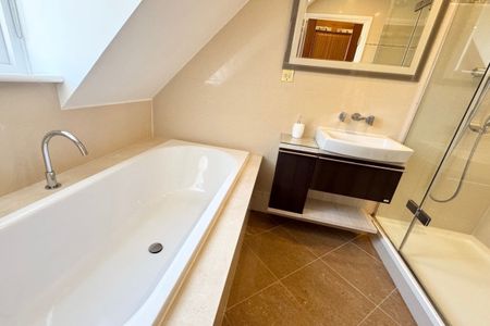 Thames Street - Photo 4