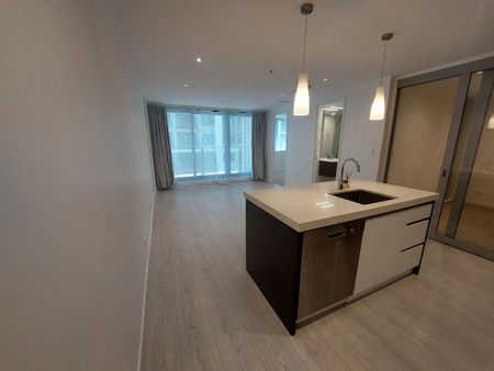 Beautiful Sugartree Apartment - Photo 5