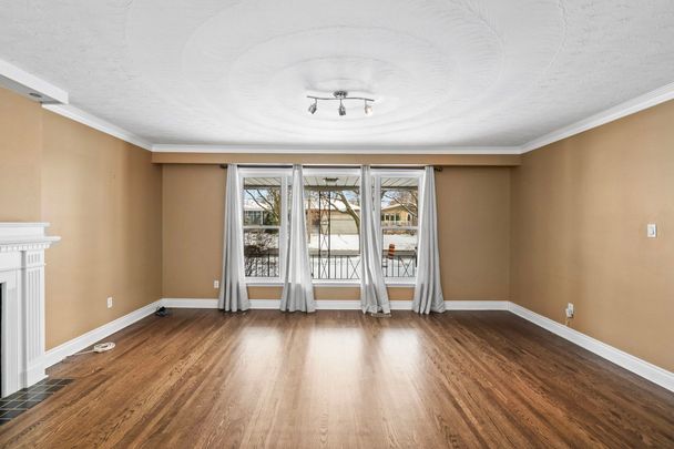 For Lease - 103 Summitcrest Drive Unit# Main floor, Toronto, Ontario - Photo 1