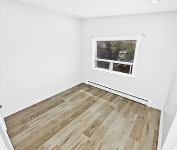 For Lease - 2953 Lawrence Avenue, Toronto, Ontario - Photo 3