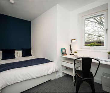 3 bedroom flat to rent - Photo 5