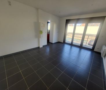 Location Appartement 2 pièces 25m² VALENCIENNES 59300 - Photo 1