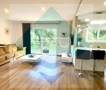 Casa adosada de alquiler en Calle Vallespir, Alella - Photo 2