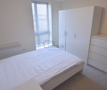 2 Bedroom Apartment - Photo 2