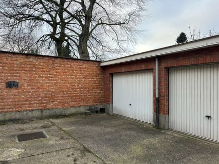 Appartement met 2 slaapkamers, terras en garagebox! - Photo 2