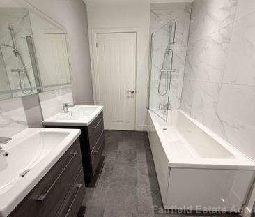 St Georges Drive, Carpenders Park, WD19 - Photo 6