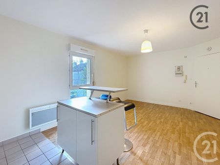 Location Appartement 1 pièce 28m² TROYES 10000 - Photo 2