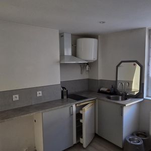 Location Appartement 1 pièce 18m² LISIEUX 14100 - Photo 2