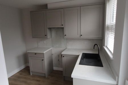 1 bedroom terraced house to rent - Photo 4