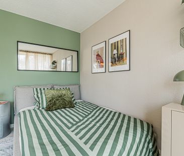 City-Residence: Schickes, neu möbliertes Apartment in bester Westen... - Photo 2