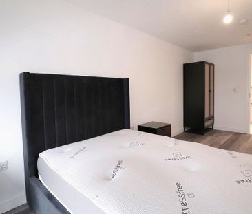 3 bedroom apartment to rent - Photo 6
