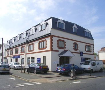 Walton Road, Woking - Photo 5