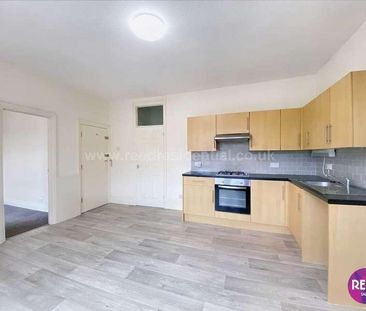Brightwell Ave, Westcliff On Sea, SS0 - Photo 1