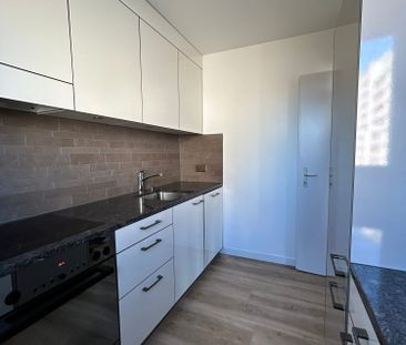 "Modern - Grosszügig - in grüner Umgebung" - Photo 3