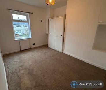 4 bedroom terraced house to rent - Photo 6