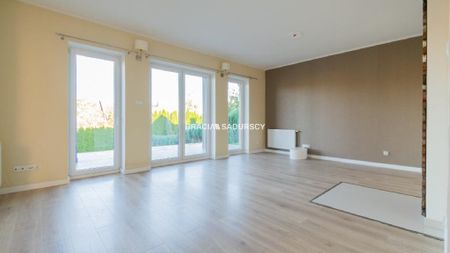 Dom Kocmyrzów-Luborzyca Wola Luborzycka powierzchnia 250.0 m² C206-WD-58551 - Photo 3