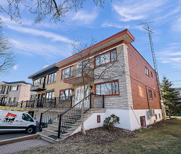 Condo for rent, Montréal (Saint-Laurent) - Photo 2