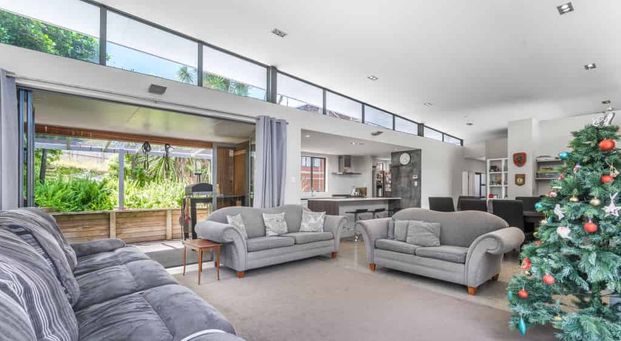 Modern Living with Room for Everyone - Photo 1