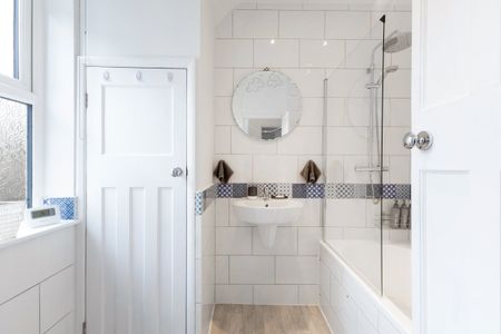 2 bedroom terraced house to rent - Photo 5