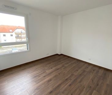 Location Appartement 3 pièces 72m² - Photo 3