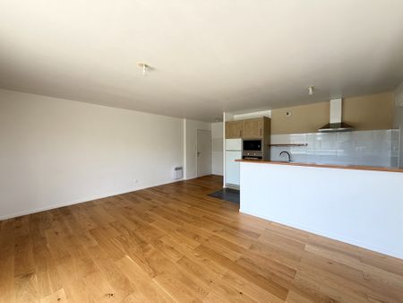 Location Appartement 3 pièces 59m² PAIMPOL 22500 - Photo 2