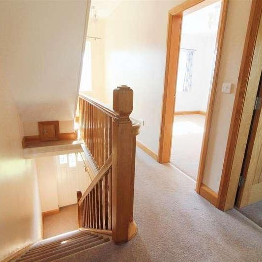 Marsh Lane, Shepley, Huddersfield, HD8 - Photo 1