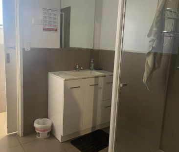 Rooming house accommodation with free wi-fi - Photo 4